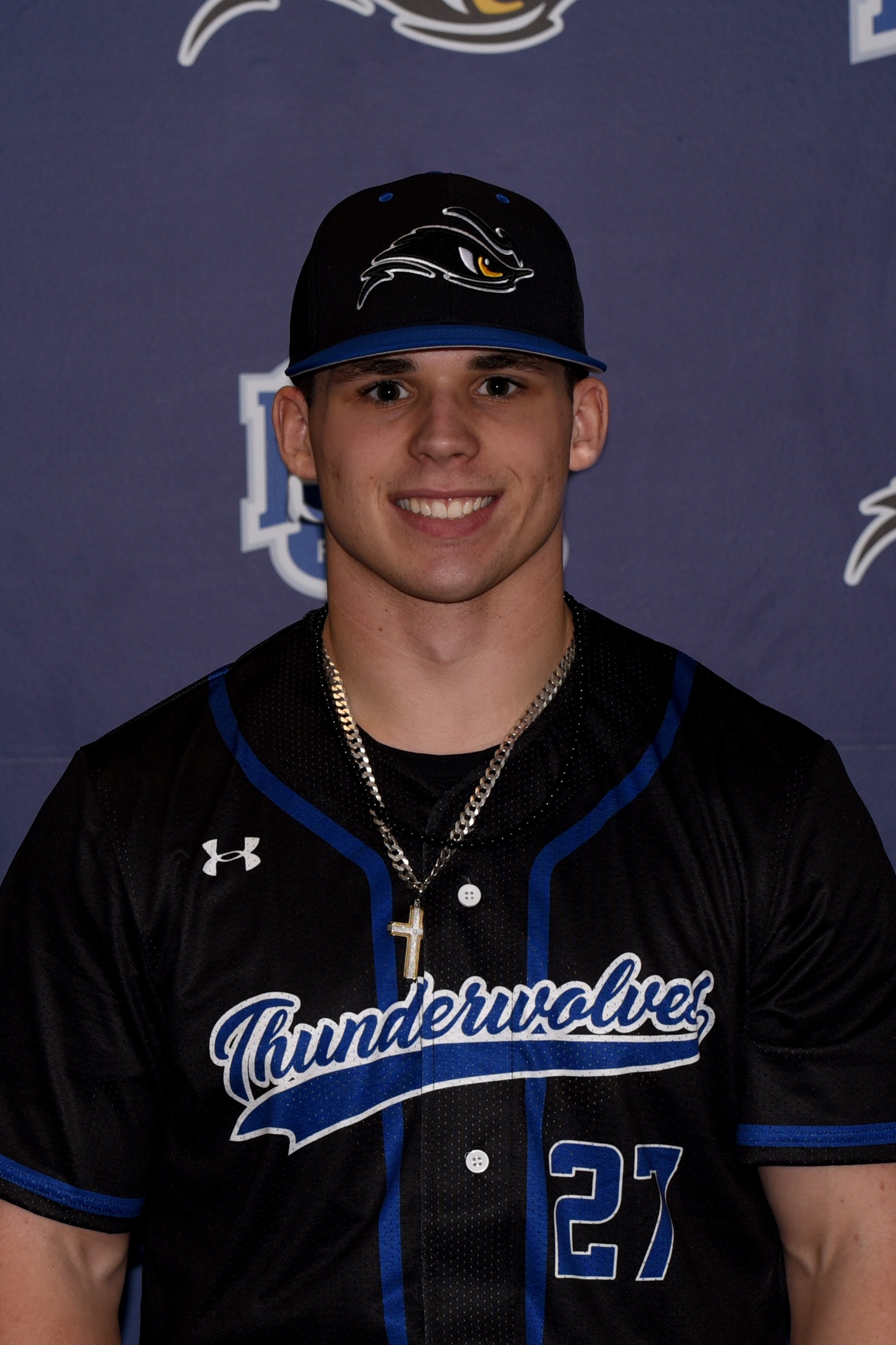 Wolves win on Sophomore Day