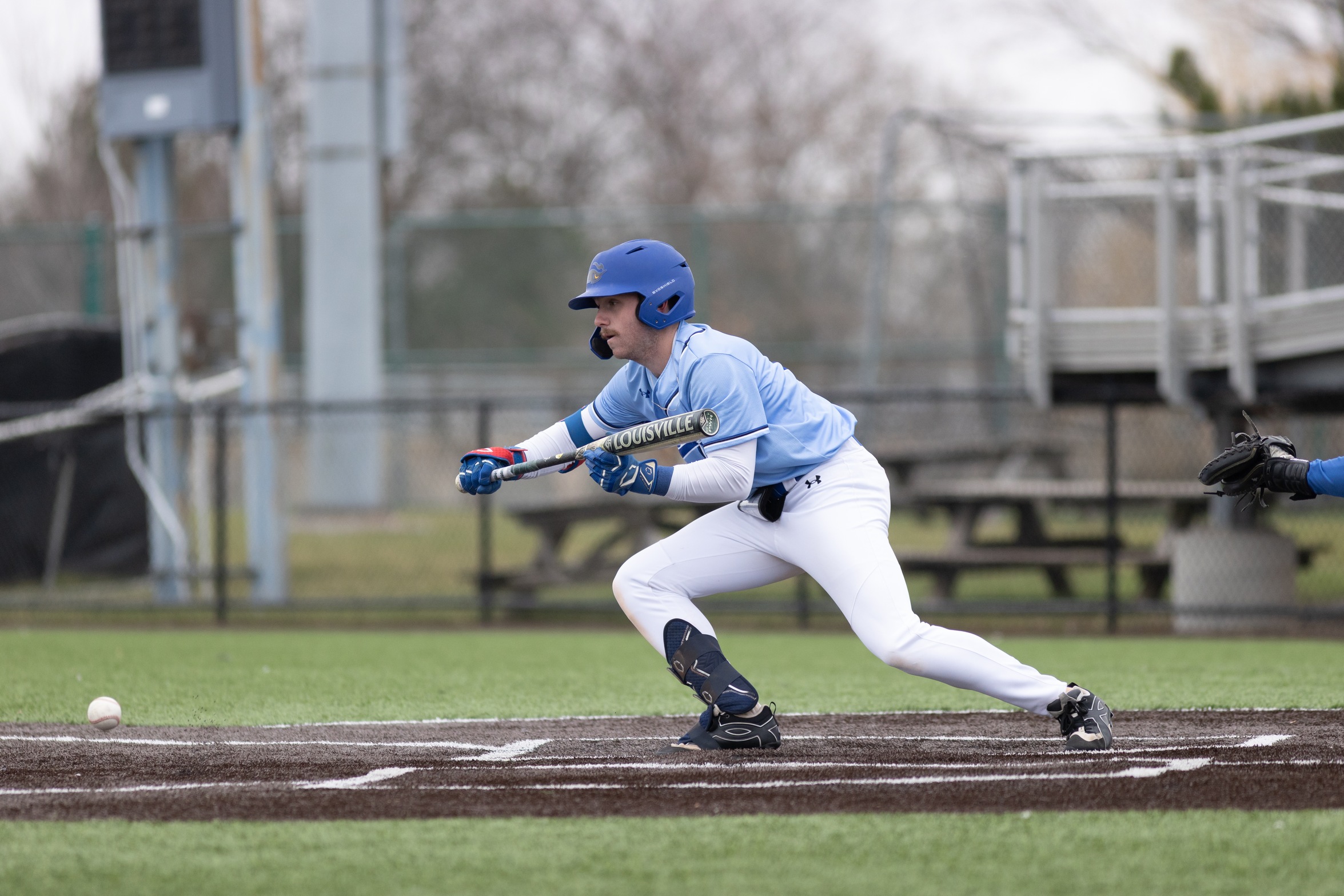 Thunderwolves split with Corning in final road trip of regular season