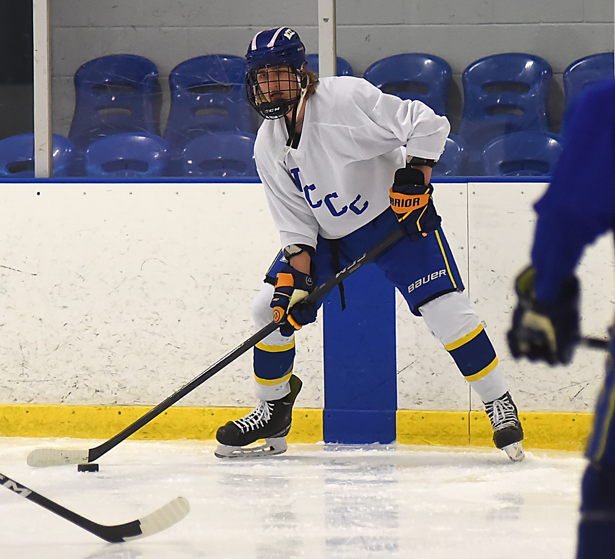 Thunderwolves top Fisher, improve to 6-1