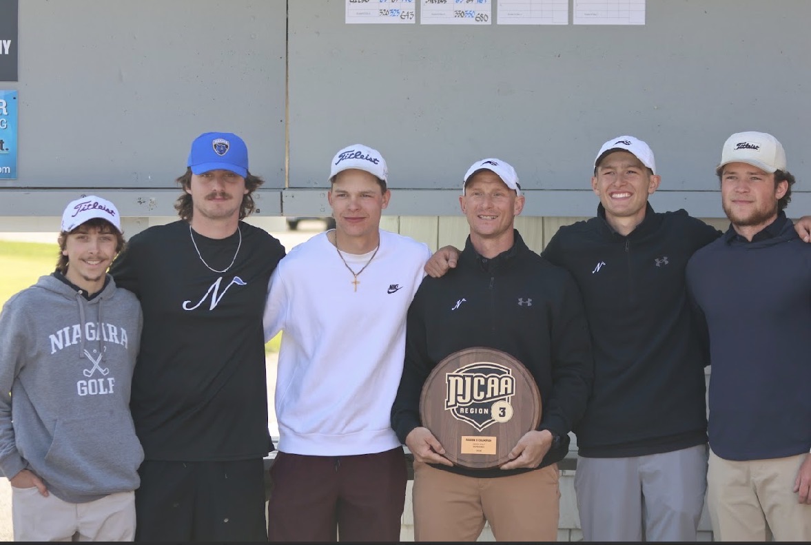 THREE-PEAT: Thunderwolves defend Region III crown, nationals on deck