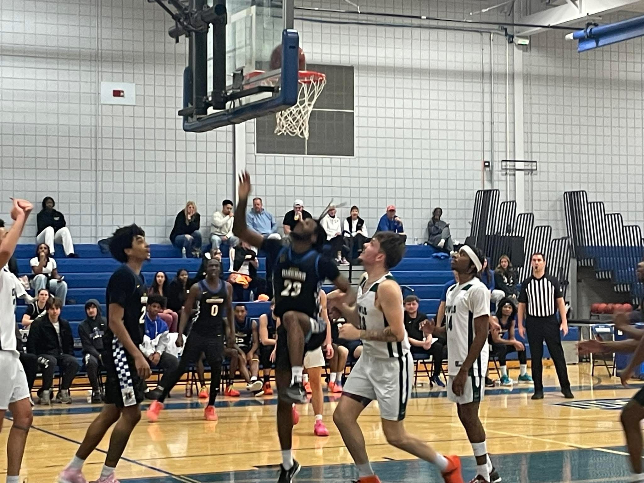 Thunderwolves take down Erie CC in nail-biter to kick off WNYAC slate