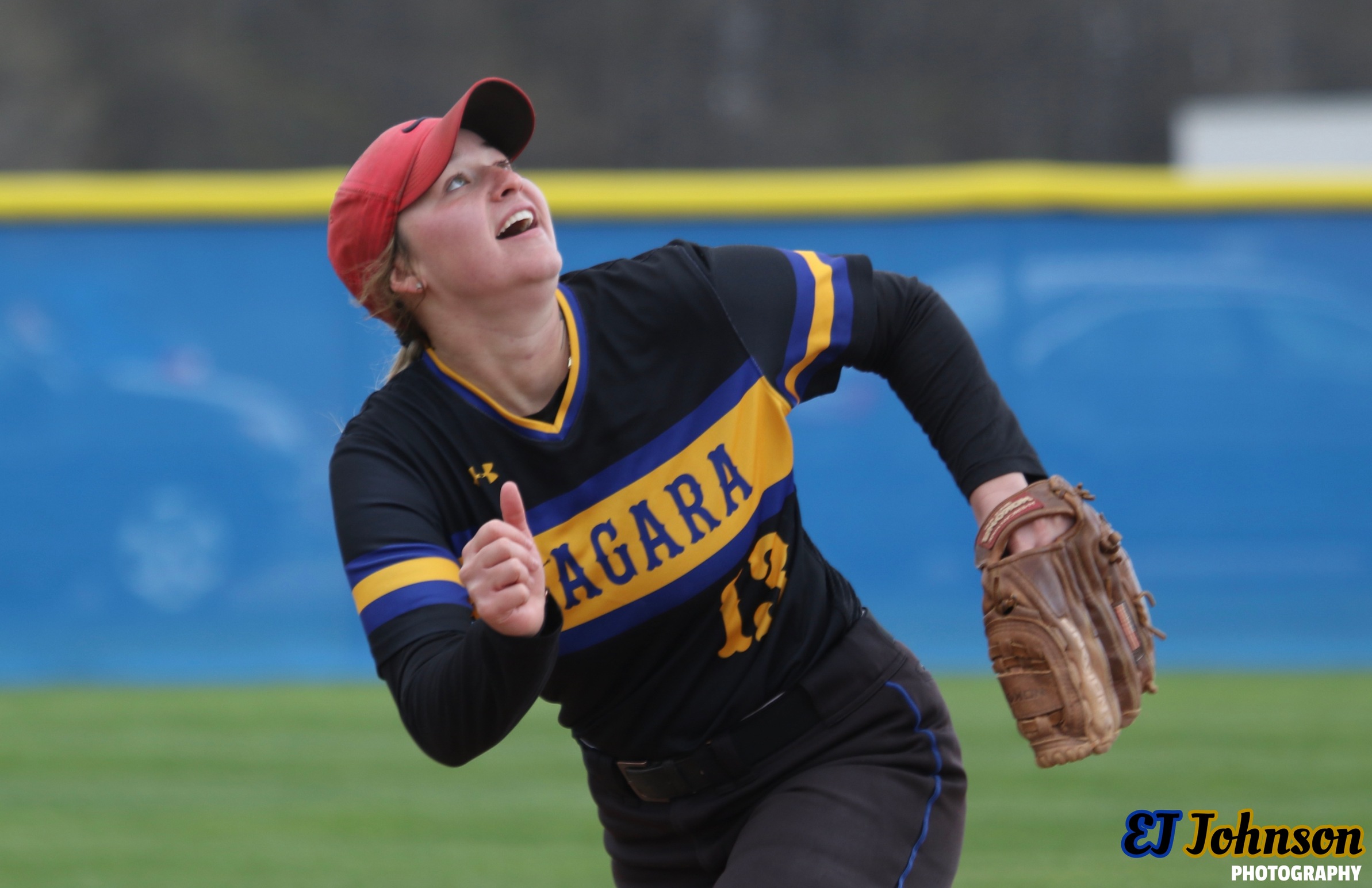 Softball picks up 20th regional win