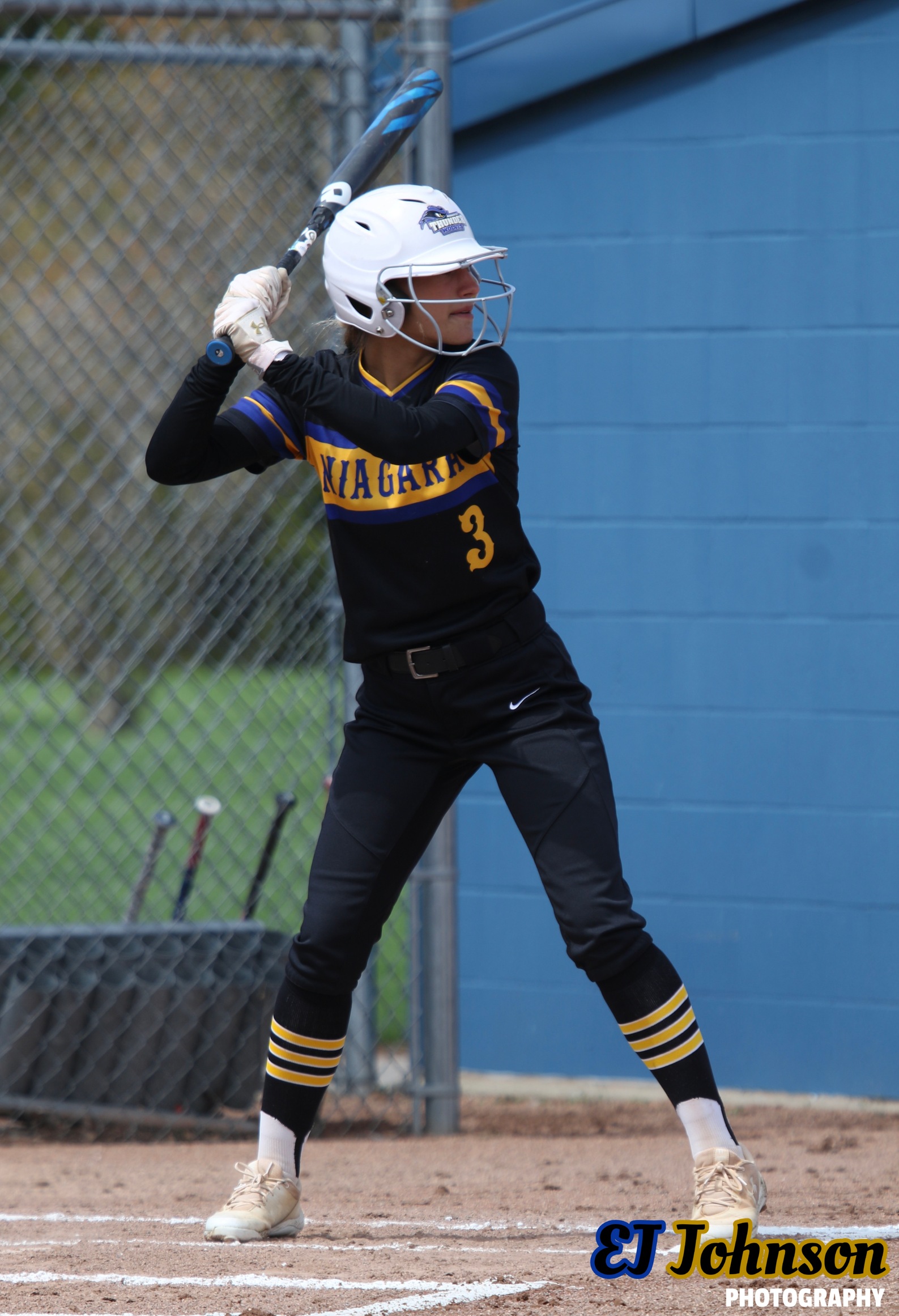Softball has season end in regional semifinals