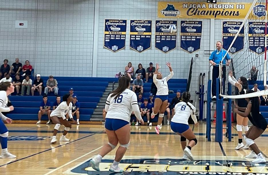 Thunderwolves clip Roberts Wesleyan JV in four sets for first win of season